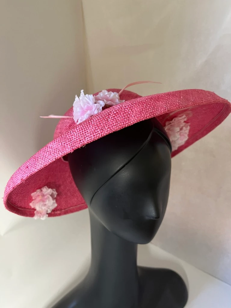 autorské klobouky značky Barbra Zichy butik Olallá Tišnov