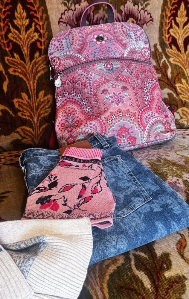 Batohy, rukavice a kalhoty - Butik Olallá Tišnov